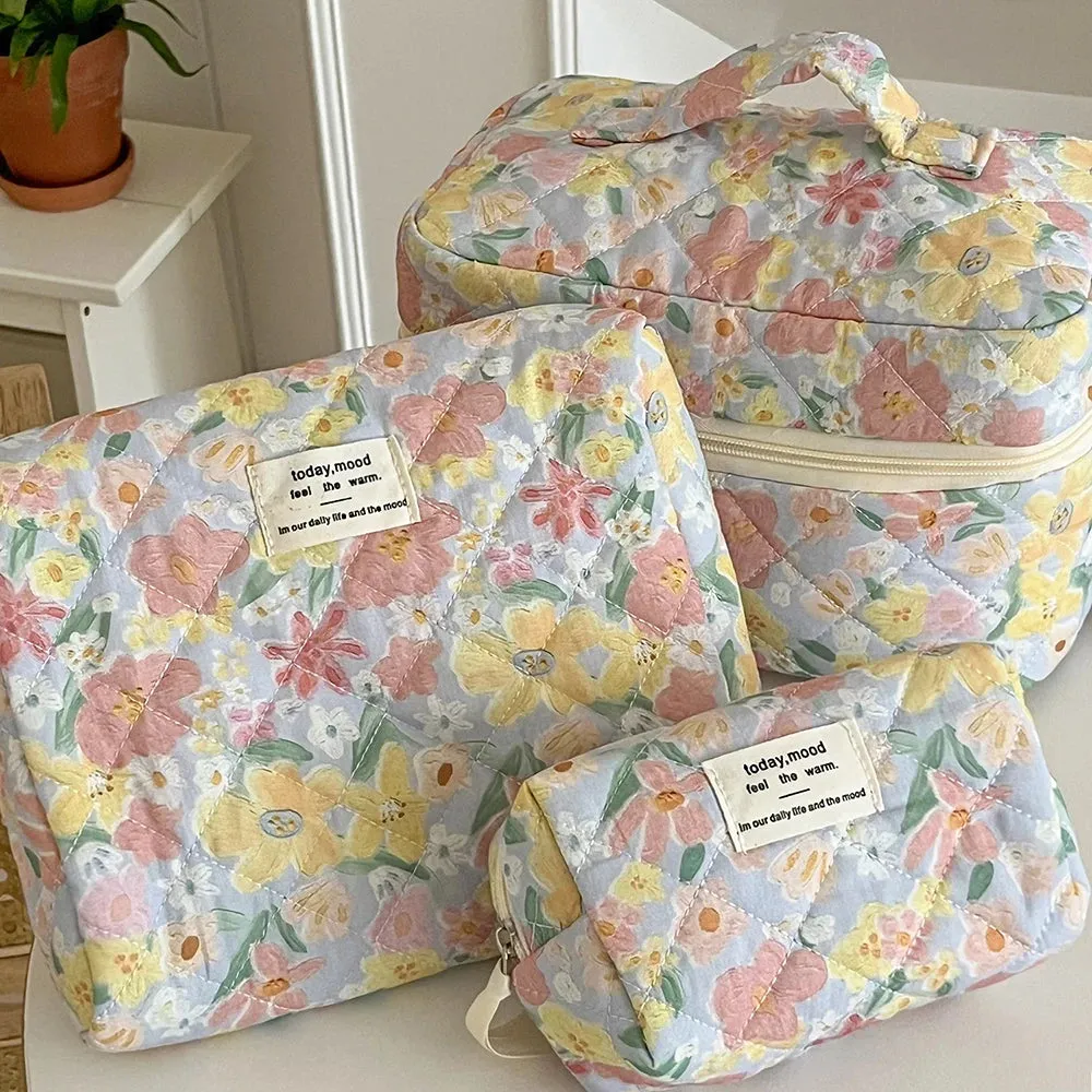 🌸 Kawaii Vintage Flower Handbag 💖 Quilted Cosmetic Travel Organizer 🌼 Mini Pouch for Makeup & Lipstick ✨