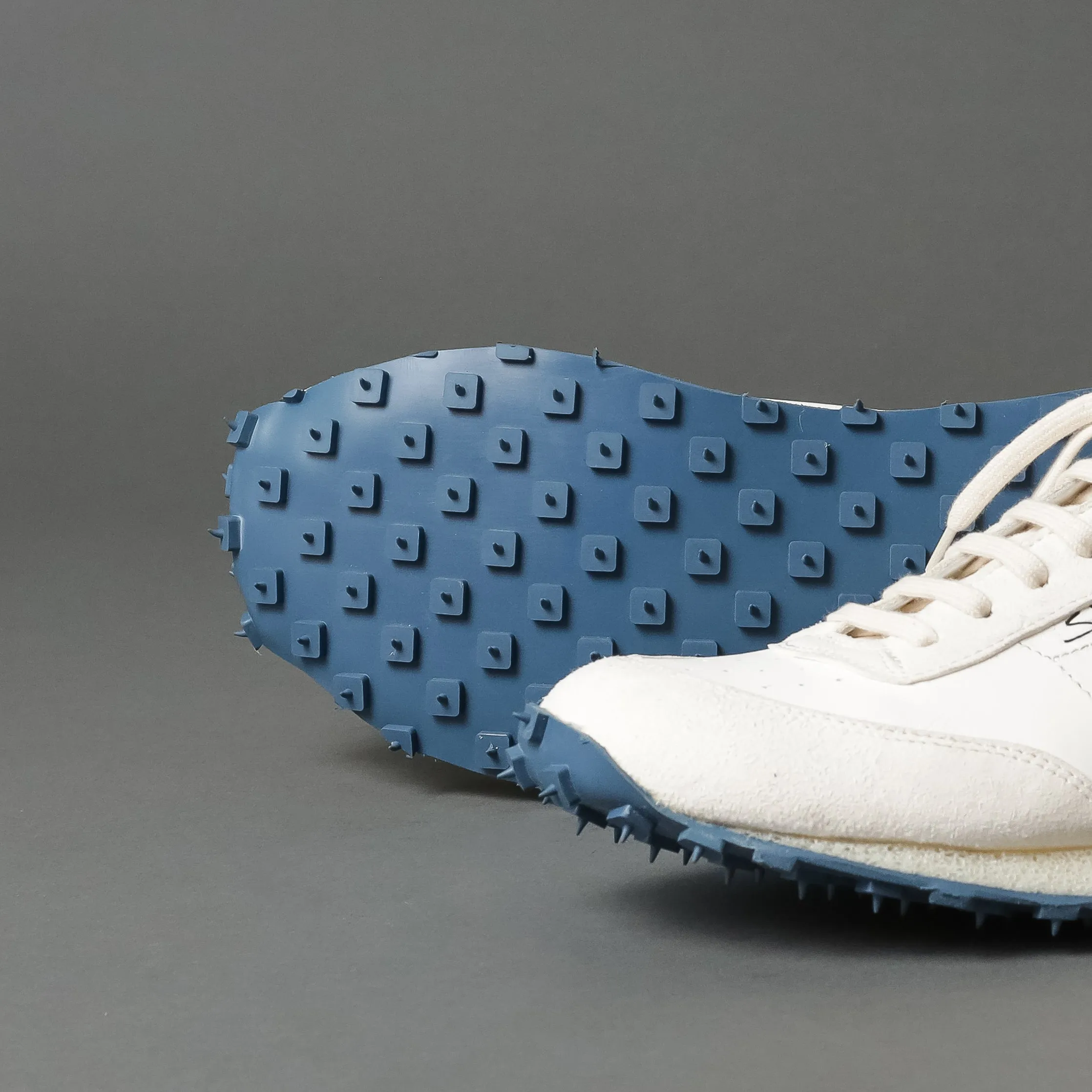 1221 White-Blue sole