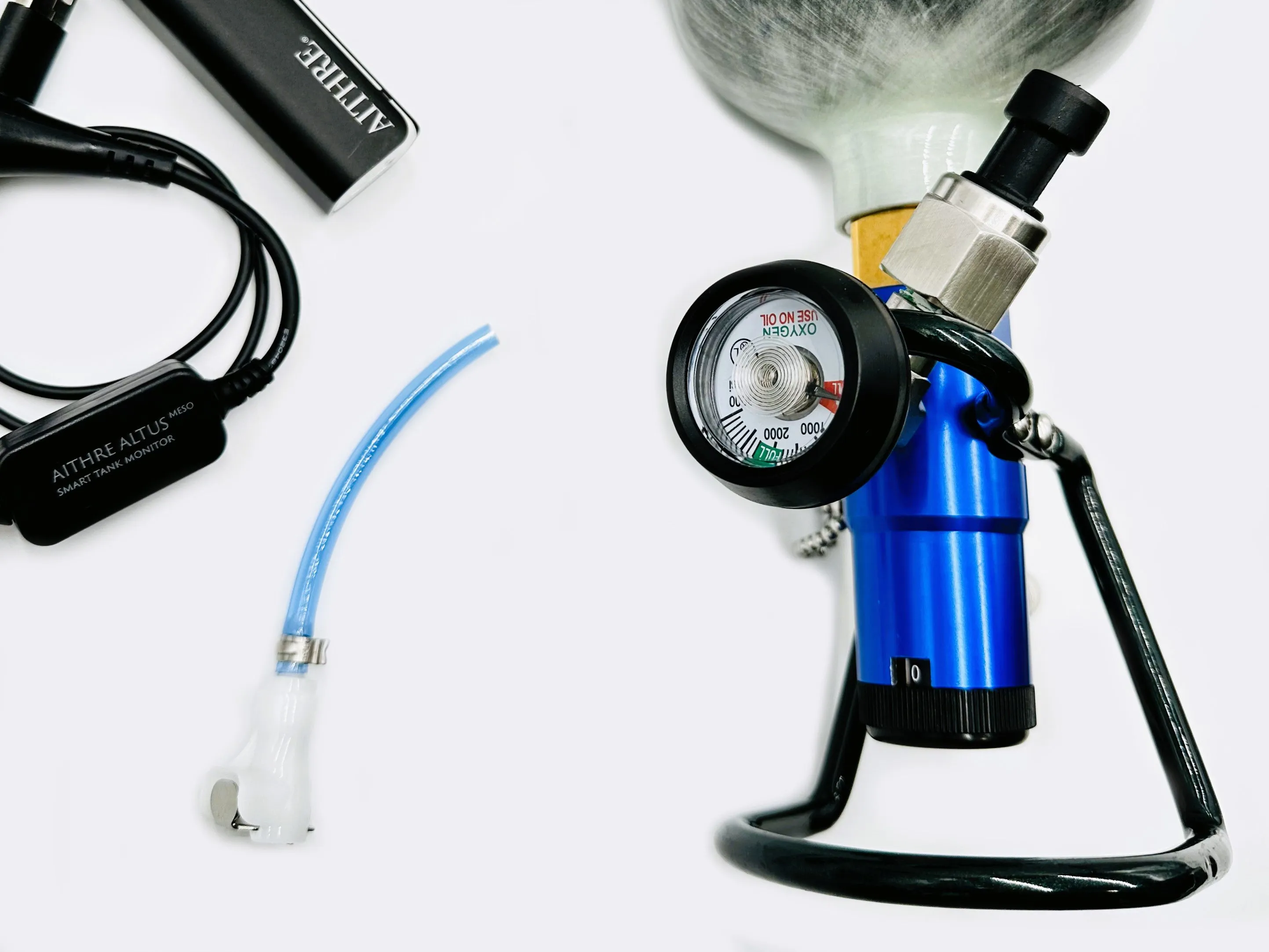 408L Bottle with Adjustable Constant Flow Regulator and Altus Meso