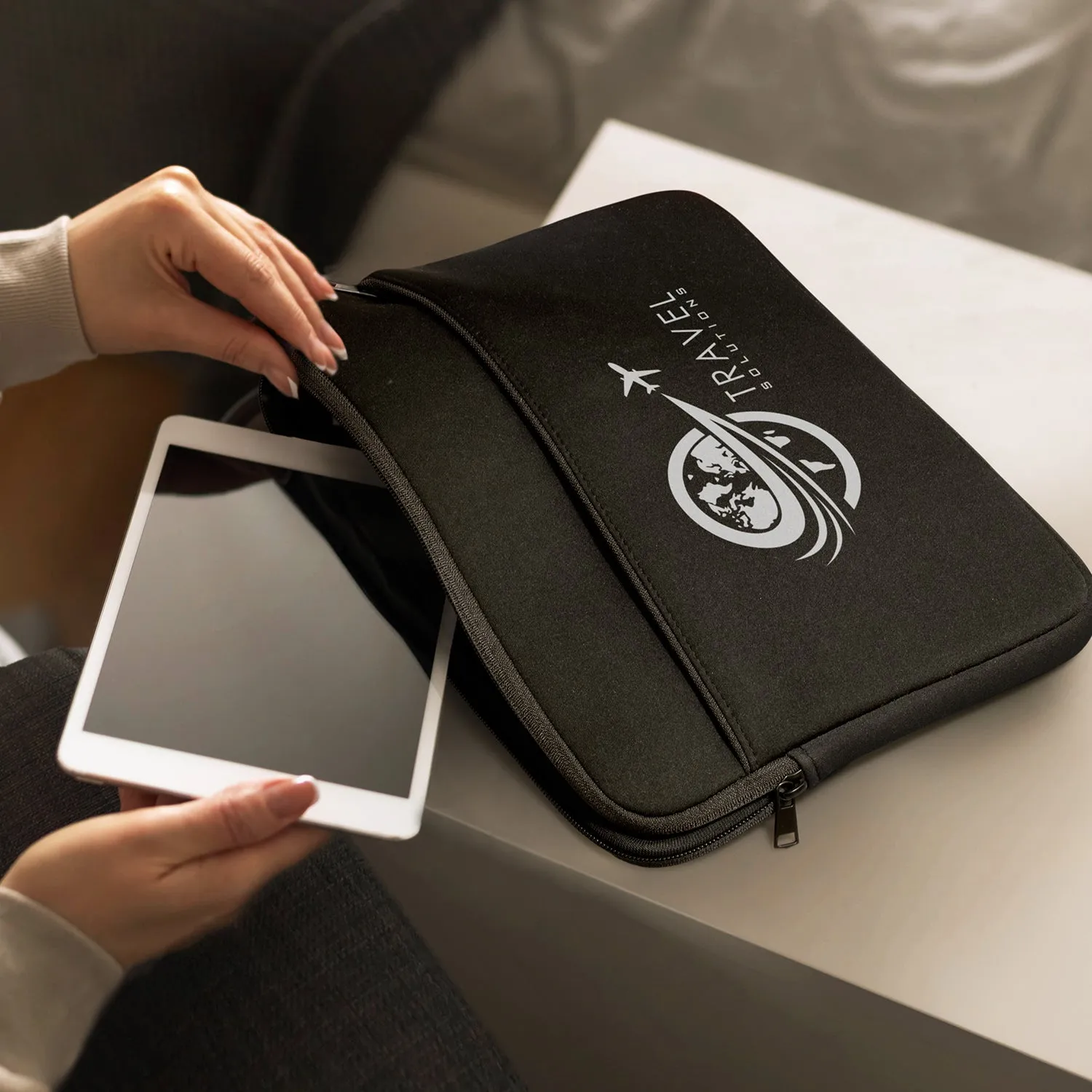 agogo Spencer Device Sleeve - Small