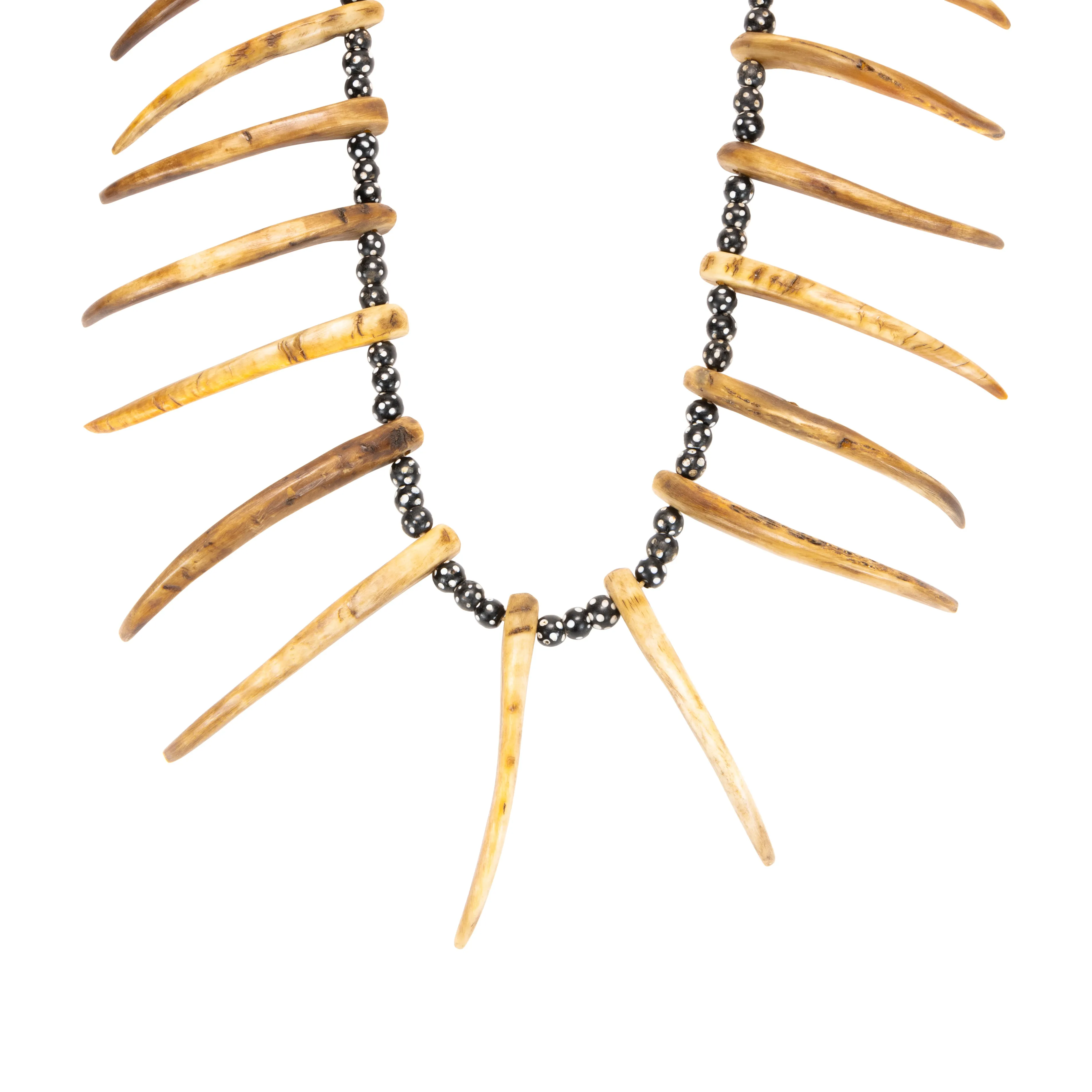 Apsaalooke (Crow) "Bear Claw" Necklace