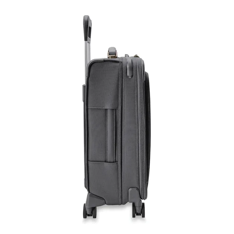 Briggs & Riley Baseline Essential 22" Carry-On Expandable Spinner