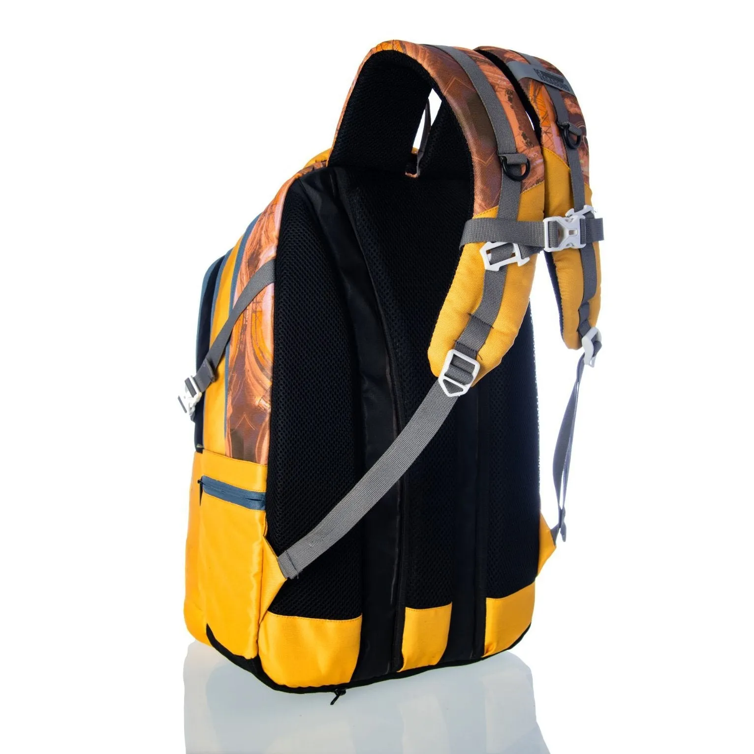 Daigonal Yellow