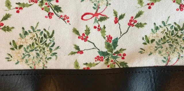 Deluxe Mistletoe South Cape Bag