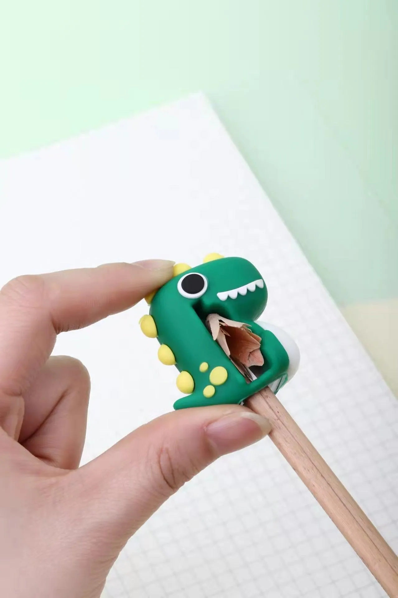 Dino Theme Sharpners