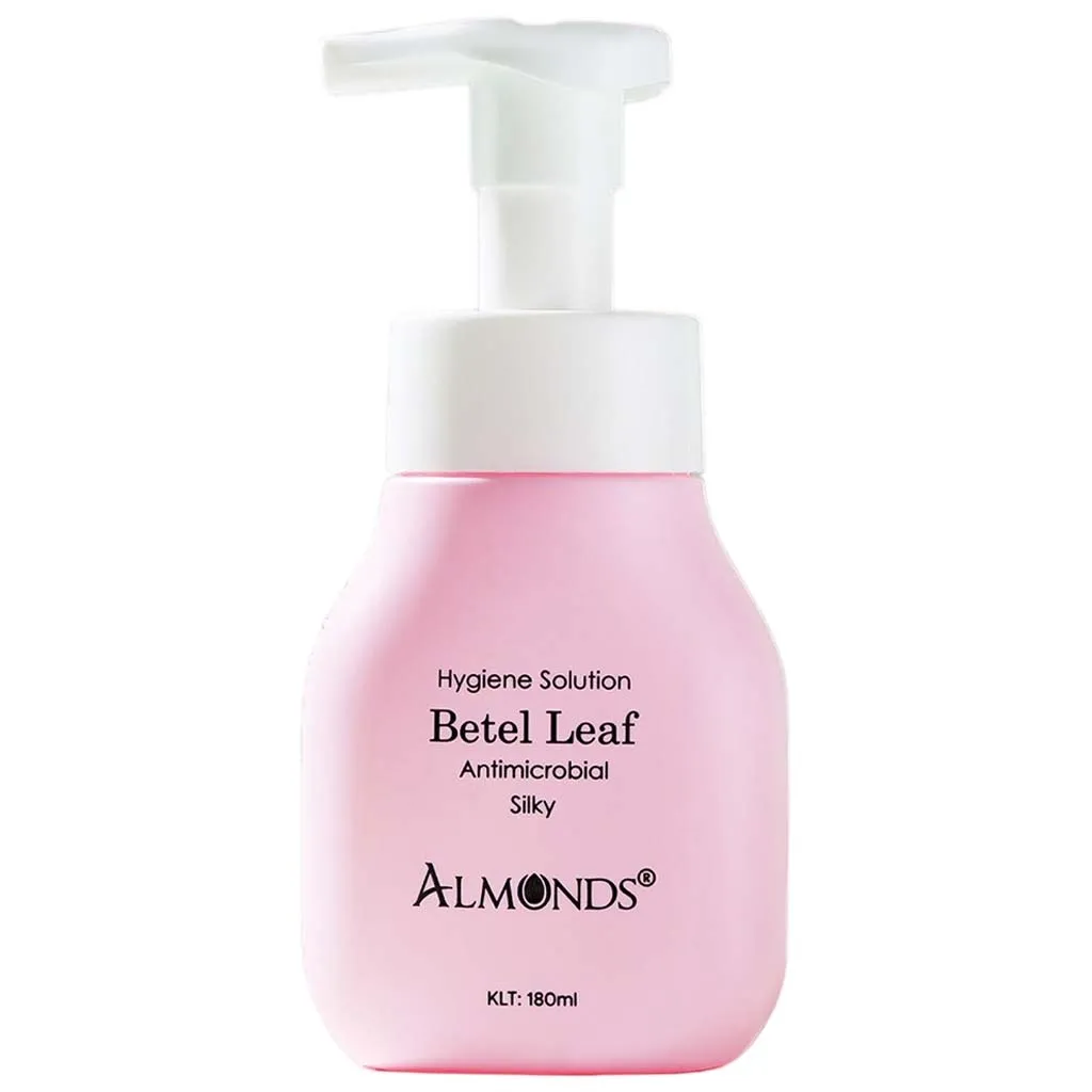 Dung Dịch Vệ Sinh Phụ Nữ Lá Trầu Almonds 180ml