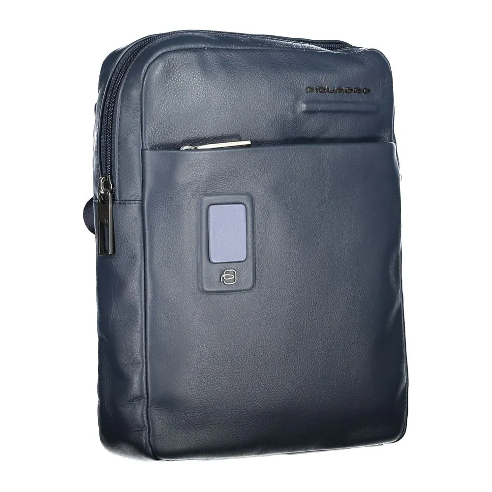 Elegant Blue Leather Shoulder Bag with Contrasting Accents