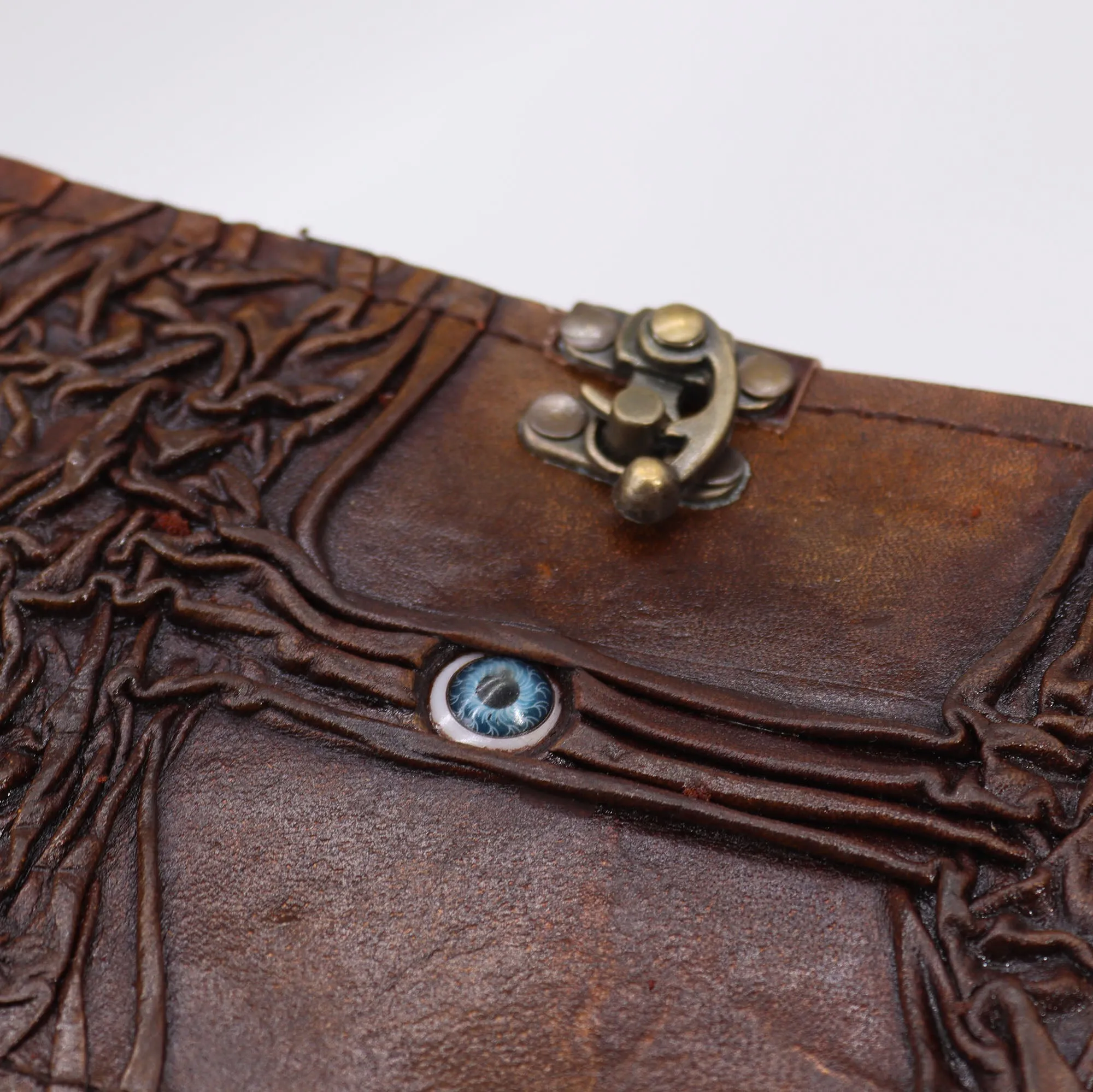 Handcrafted Leather Journal with Tree Embossed Design - Evil Eye Decor - 160 Deckle Edge Pages - 17x12.5cm - Rustic Brown with Metal Clasp Closure
