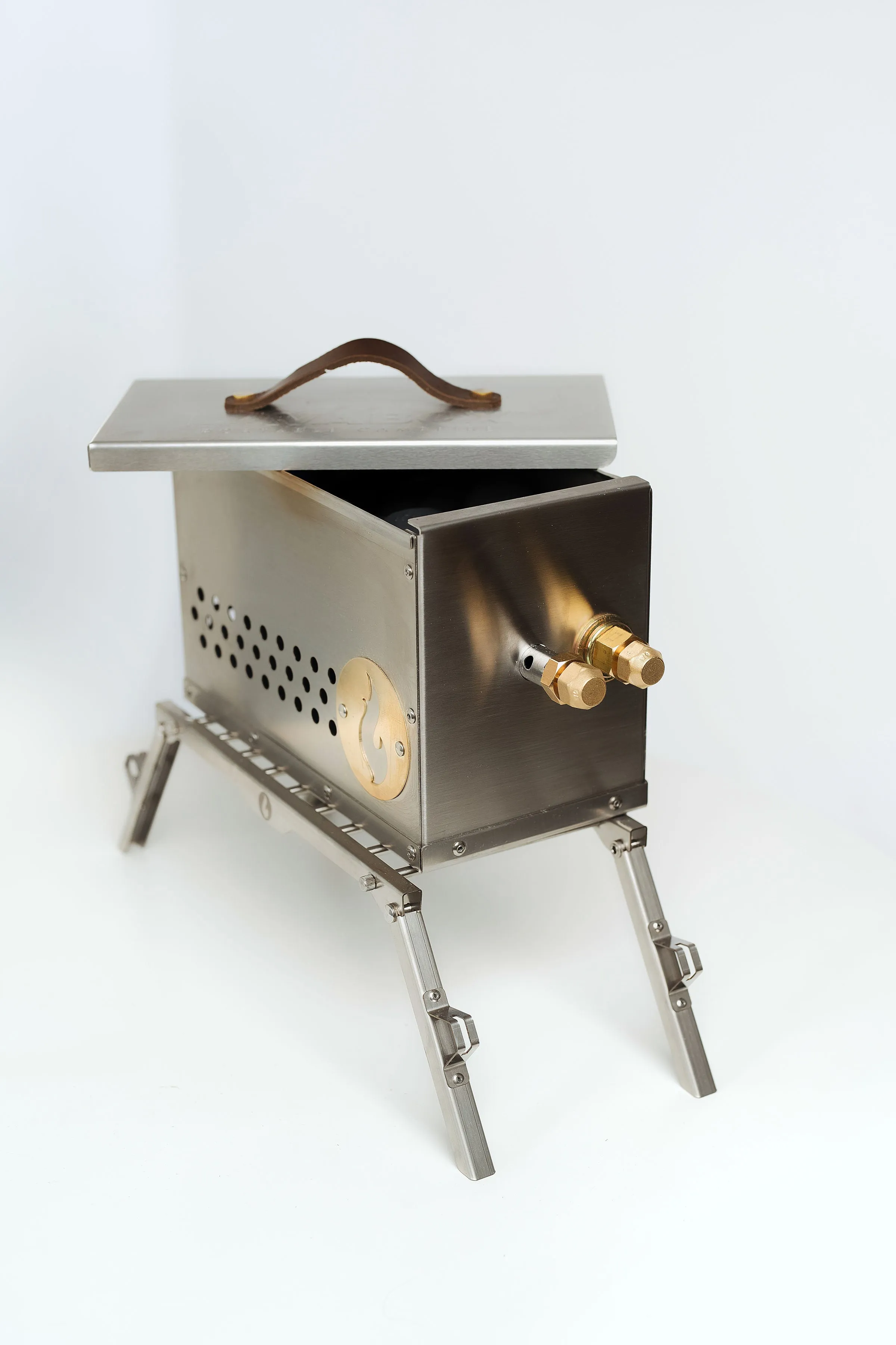 Hekla with Trident Buner: Cooking and Campfire in One Box!