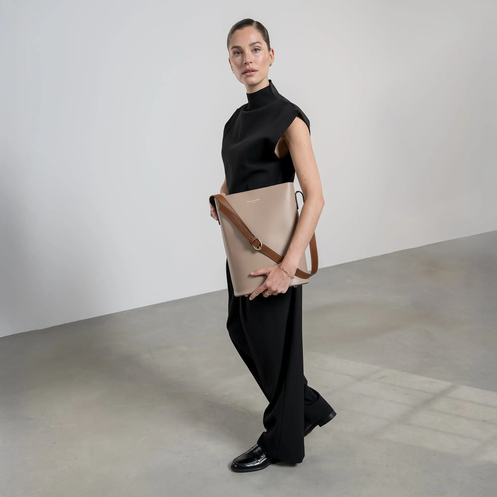 Honoré Lora taupe calfskin leather shoulder bag with laptop compartment