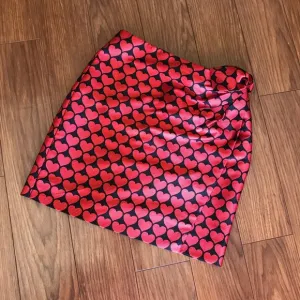 J.CREW Bow Wrap Skirt In Jackquard Hearts Size 2