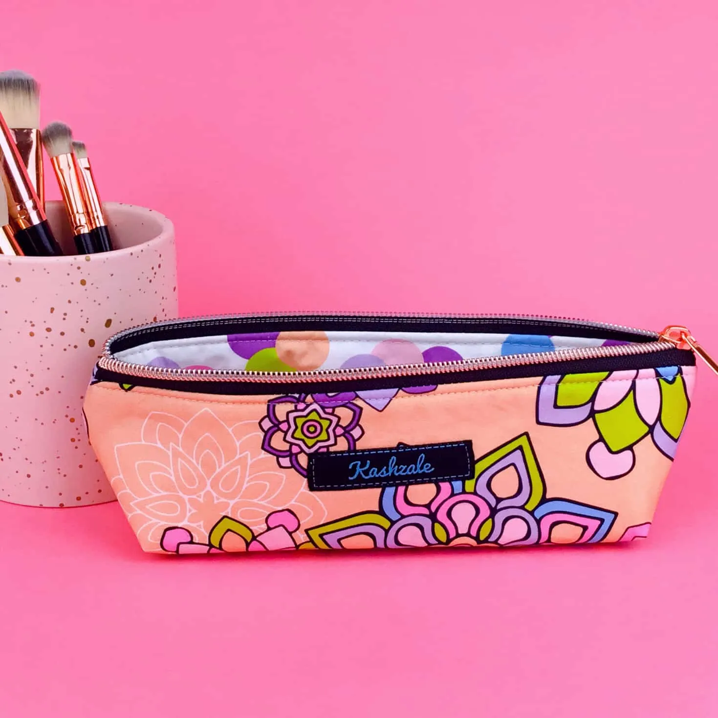 Mandala Magnifica Peach Makeup Brush Bag. Exclusive Design.