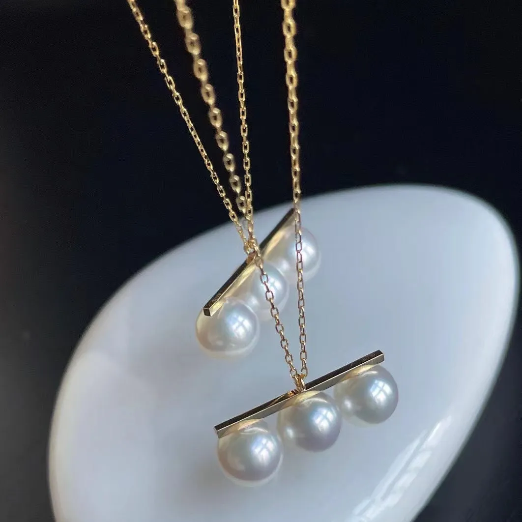 Matchstick 8.0-8.5 mm White Akoya Pearl Pendant Mounted on 18-Karat Yellow Gold