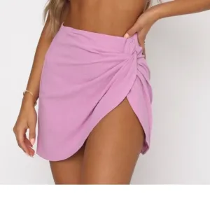 NWOT White Fox boutique knot mini skirt with slit