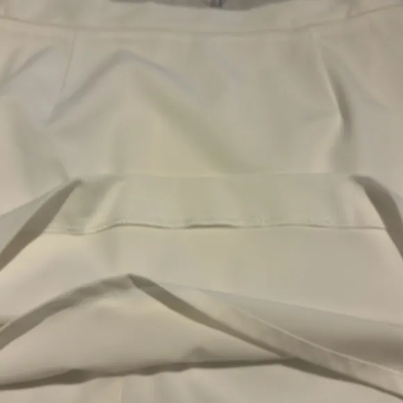 NWT Antonio Melani Sabine Twill Zip BackMini Skirt color Ivory