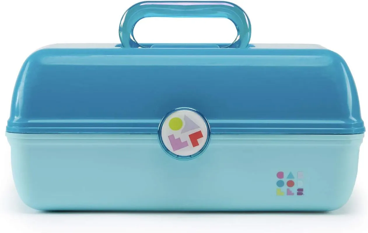 On-The-Go Girl Makeup Box, Hard Plastic Makeup Organizer Box, Built-In Mirror, Secure Latch for Safe Travel, Spacious Storage for Large Items