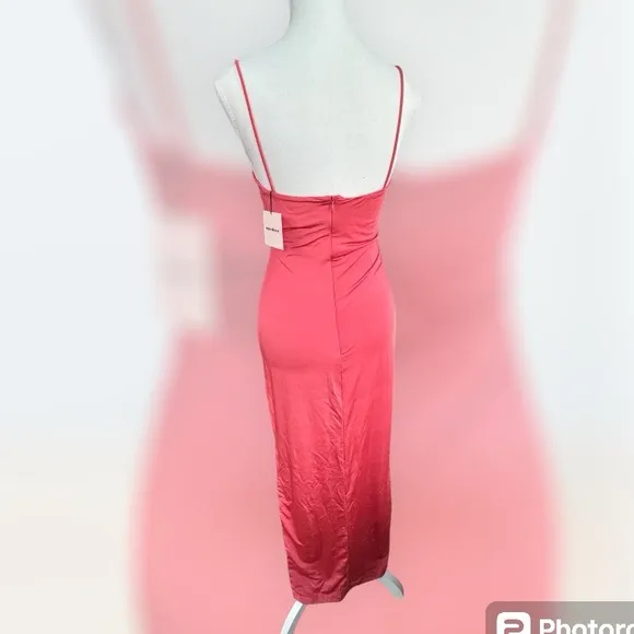 superdown Felly Twist Maxi Dress in Coral S