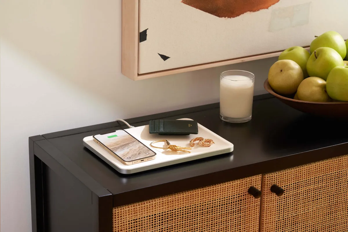 Wireless Charging Tray in Bone