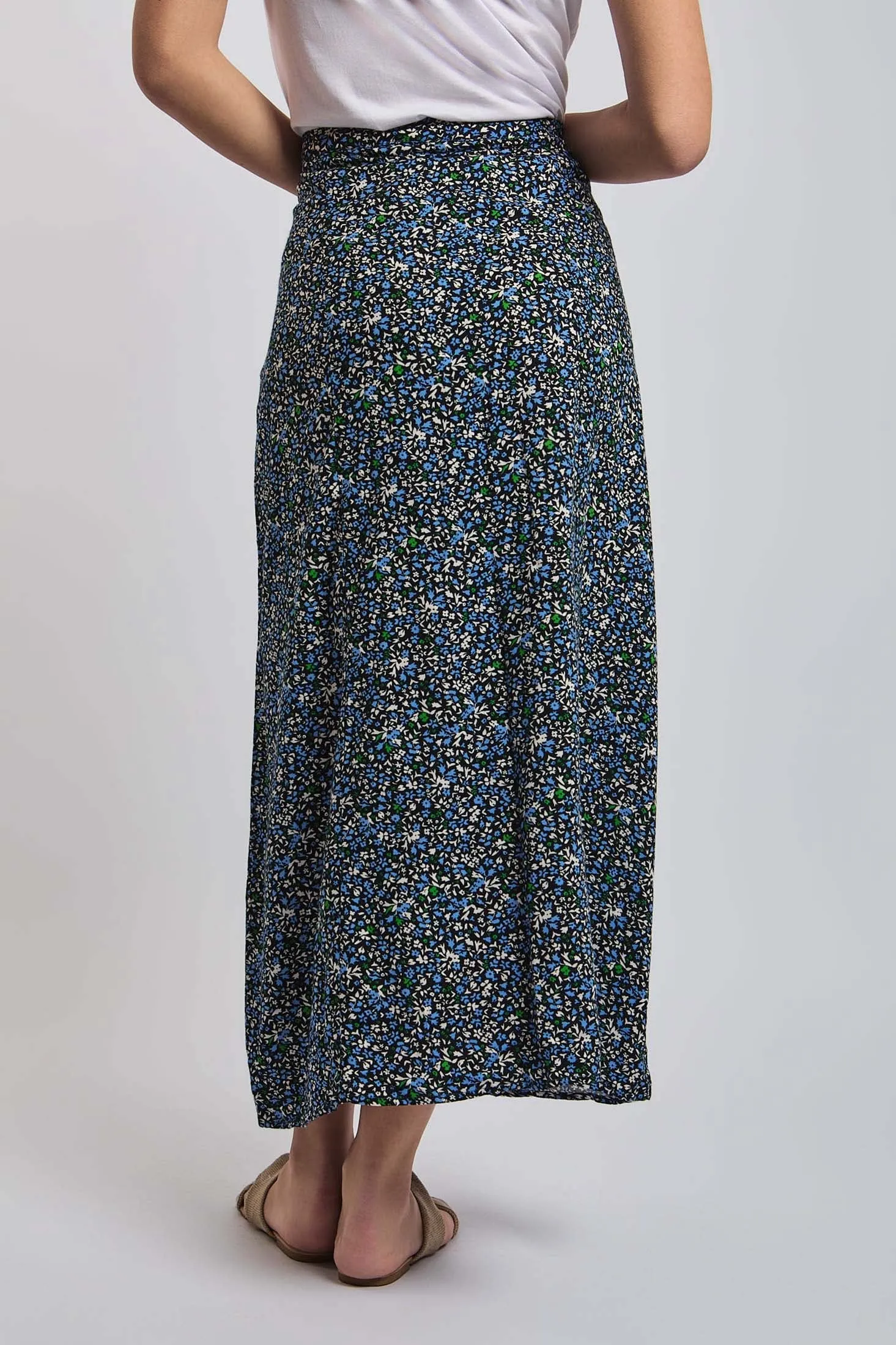 Women Skirt With Slit Multicolor