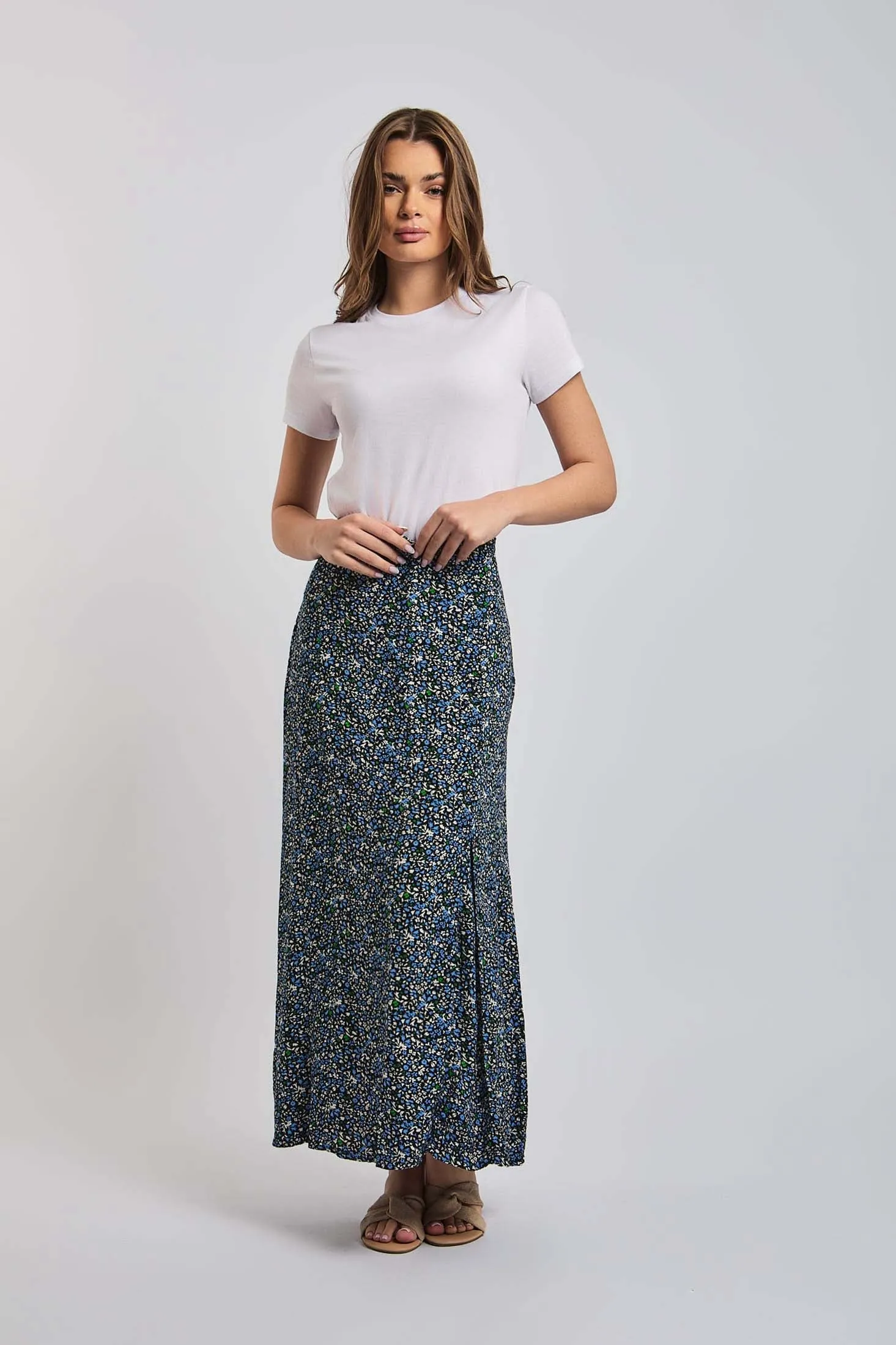 Women Skirt With Slit Multicolor