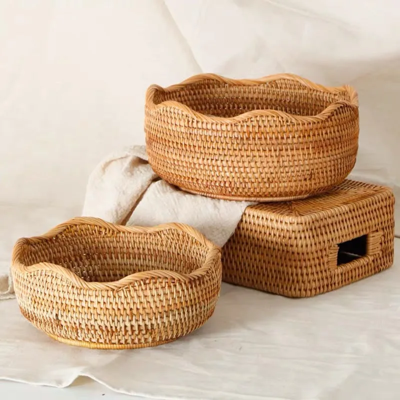 Woven Rattan Holds Fruit Baskets, Candies, Snacks And Snack Plates